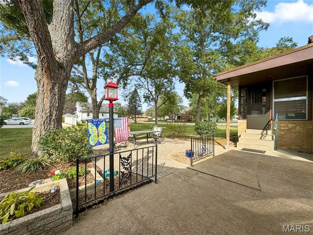 $250,000 | 13 North Jackson Street, Millstadt, IL 62260