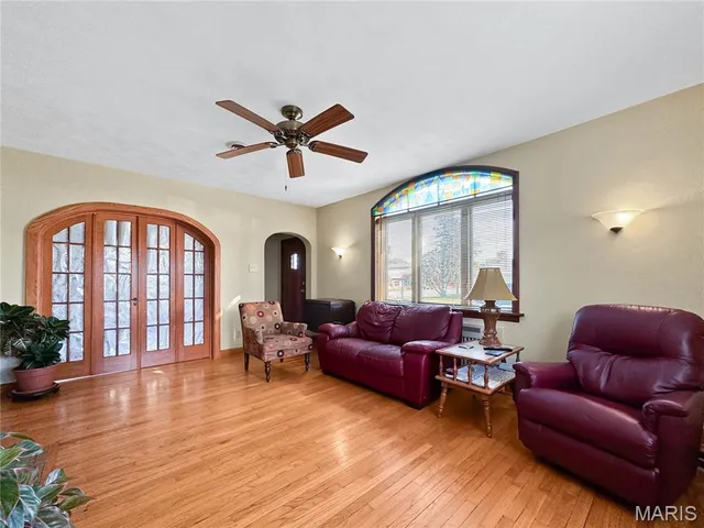 $250,000 | 13 North Jackson Street, Millstadt, IL 62260