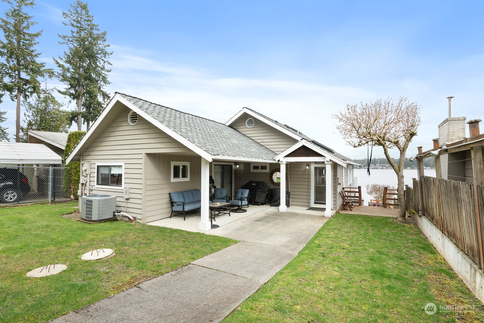 15915 Peninsula Road Stanwood, WA 98292 - Photo 4 of 40 Gallery Image 4