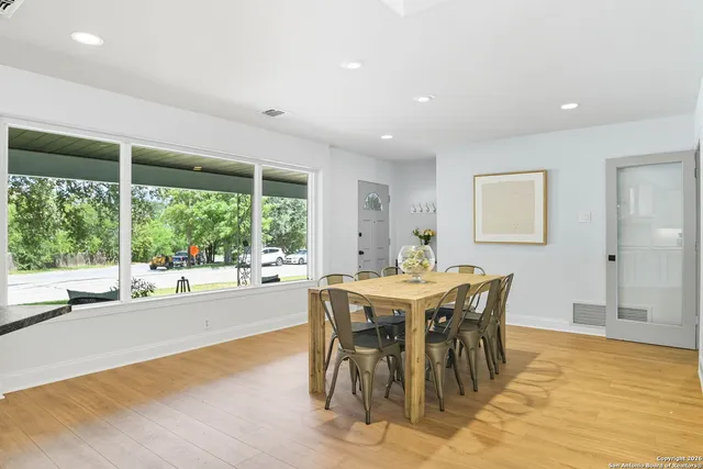 $589,000 | 530 Burnside Drive, San Antonio, TX 78209