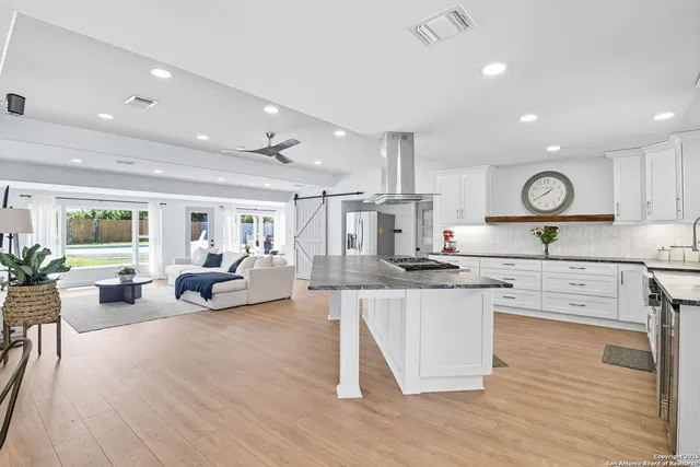 $589,000 | 530 Burnside Drive, San Antonio, TX 78209