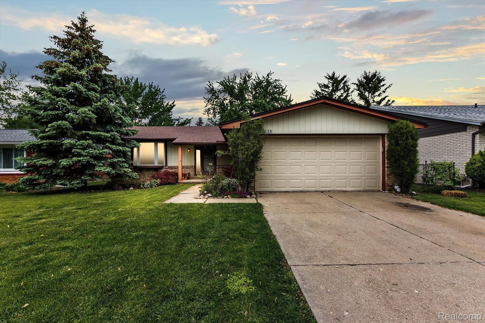 42828 Keystone Canton, MI 48187 - Photo 1 of 45 01-42828-Keystone-WindowStill-Real-Estate-Photography-1.jpg