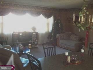 12206 Sweet Briar Road Philadelphia, PA 19154 - Photo 2 of 6