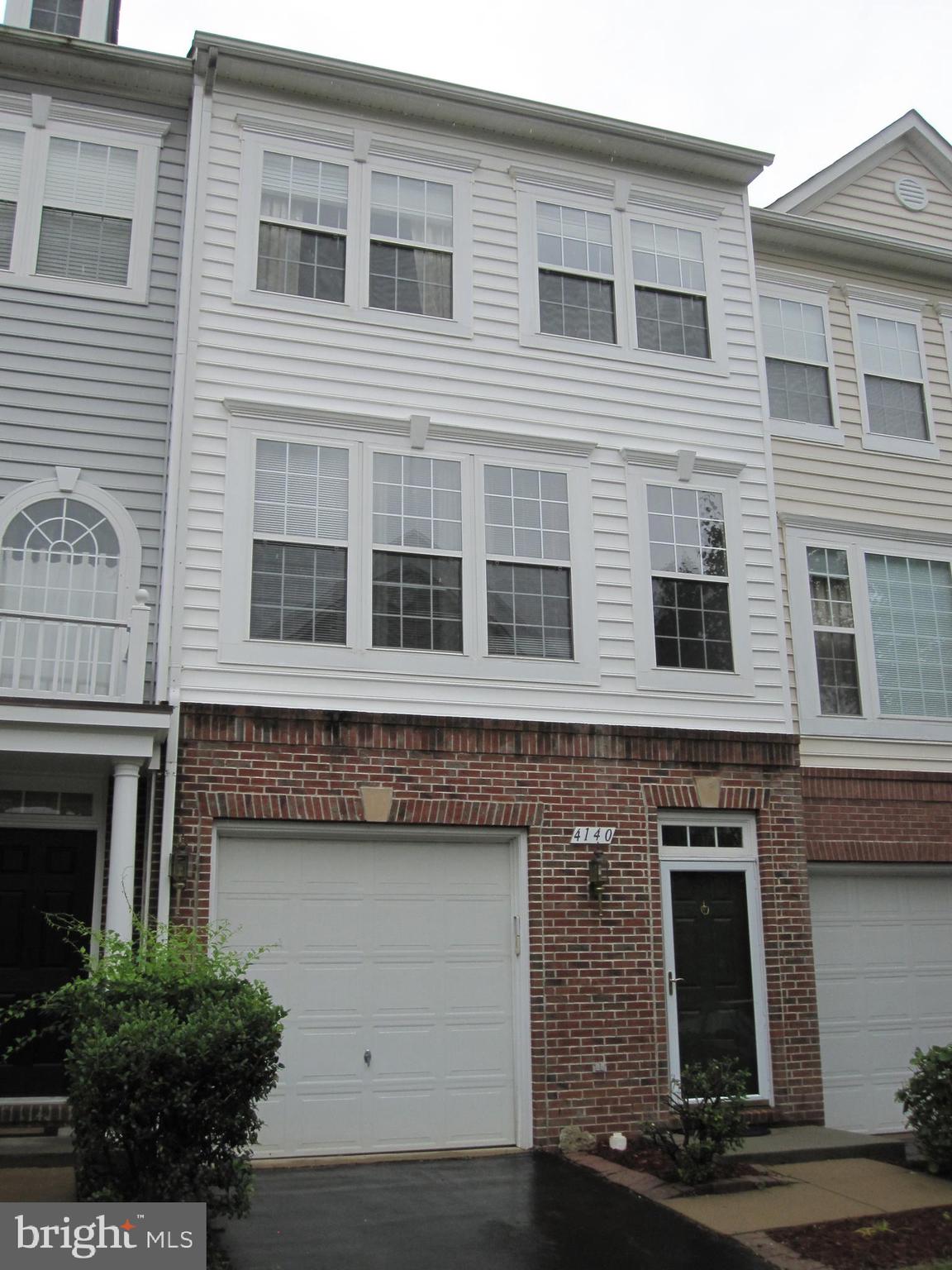 4140 River Forth Drive Fairfax, VA 22030 - Photo 2 of 32