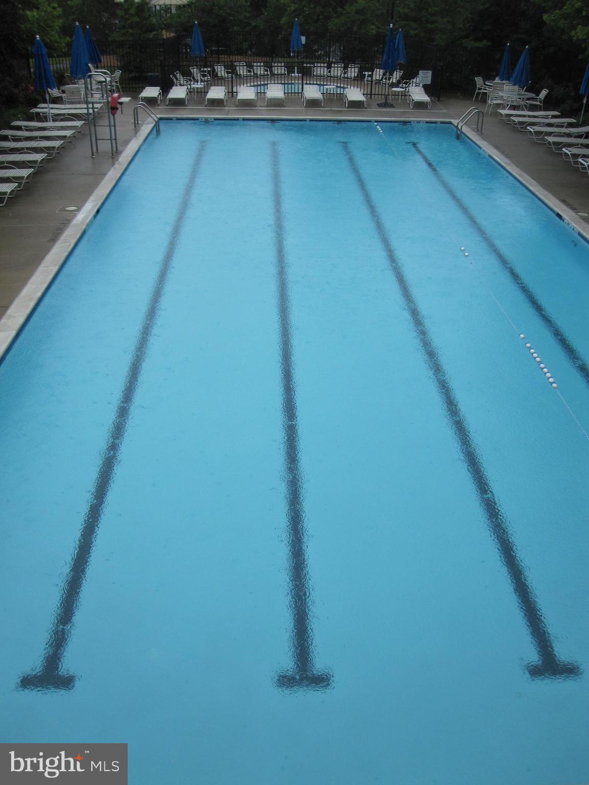 4140 River Forth Drive Fairfax, VA 22030 - Photo 31 of 32 Community Pool