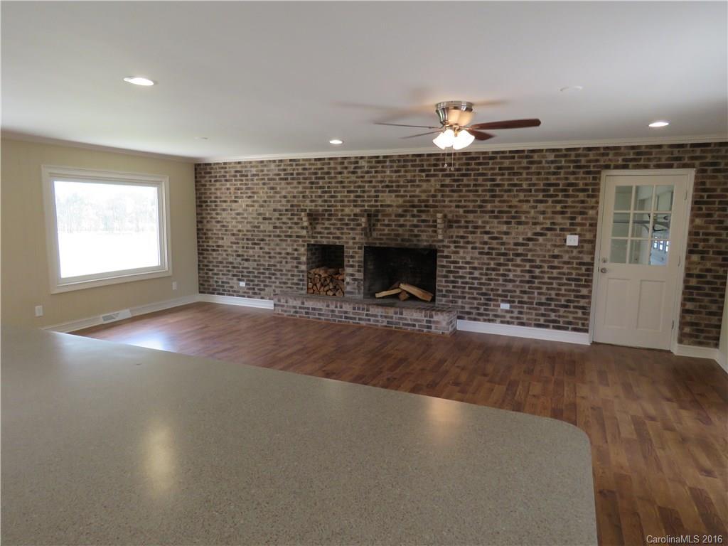 5959 Hindmon Road Fort Lawn, SC 29714 - Photo 13 of 24 Gallery Image 13