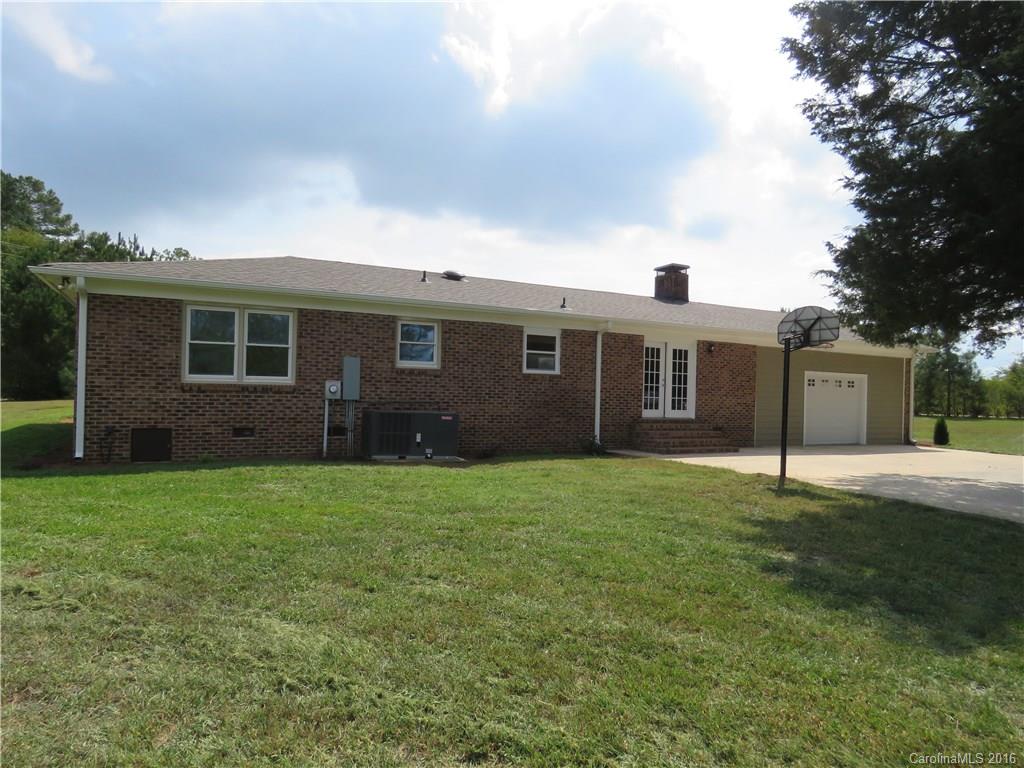 5959 Hindmon Road Fort Lawn, SC 29714 - Photo 3 of 24 Gallery Image 3