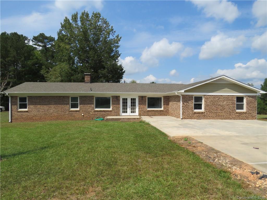 5959 Hindmon Road Fort Lawn, SC 29714 - Photo 9 of 24 Gallery Image 9