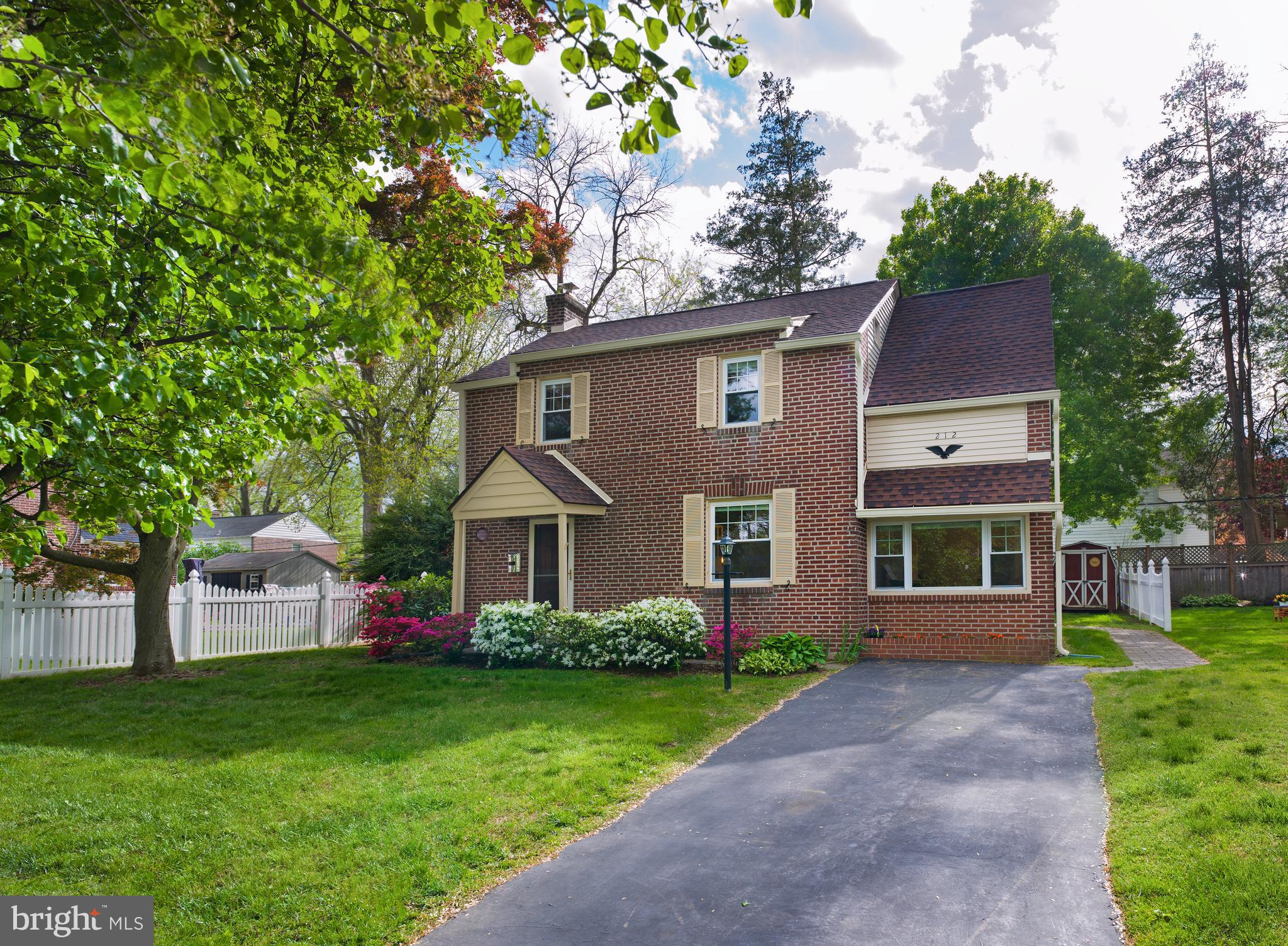 212 Canterbury Road Havertown, PA 19083 - Photo 1 of 21