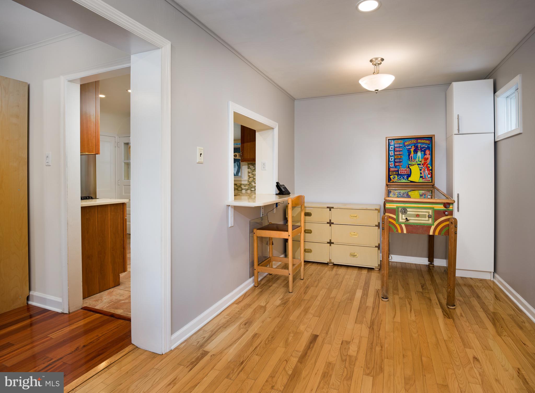 212 Canterbury Road Havertown, PA 19083 - Photo 8 of 21
