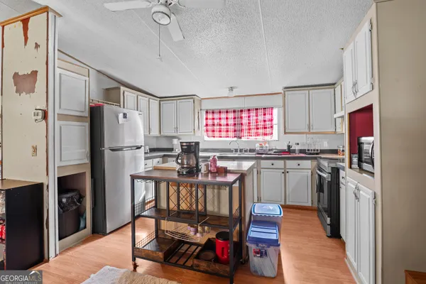 $139,900 | 4609 Heidi Drive, Waycross, GA 31503