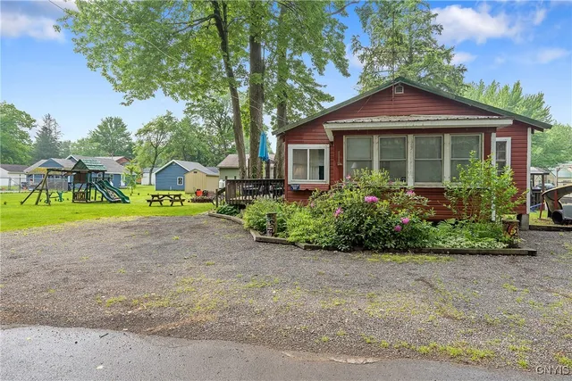 $1,349,000 | 412 21st Avenue, Vienna, NY 13308