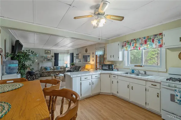 $1,349,000 | 412 21st Avenue, Vienna, NY 13308