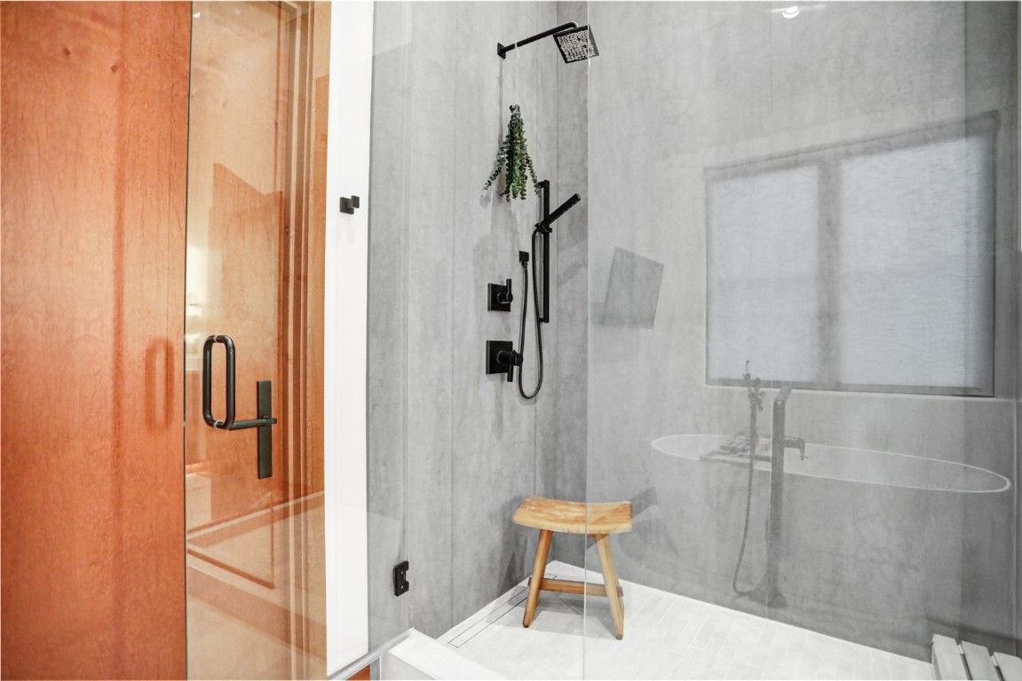 150 Game Trail Road Silverthorne, CO 80498 - Photo 23 of 47 a bathroom with a shower