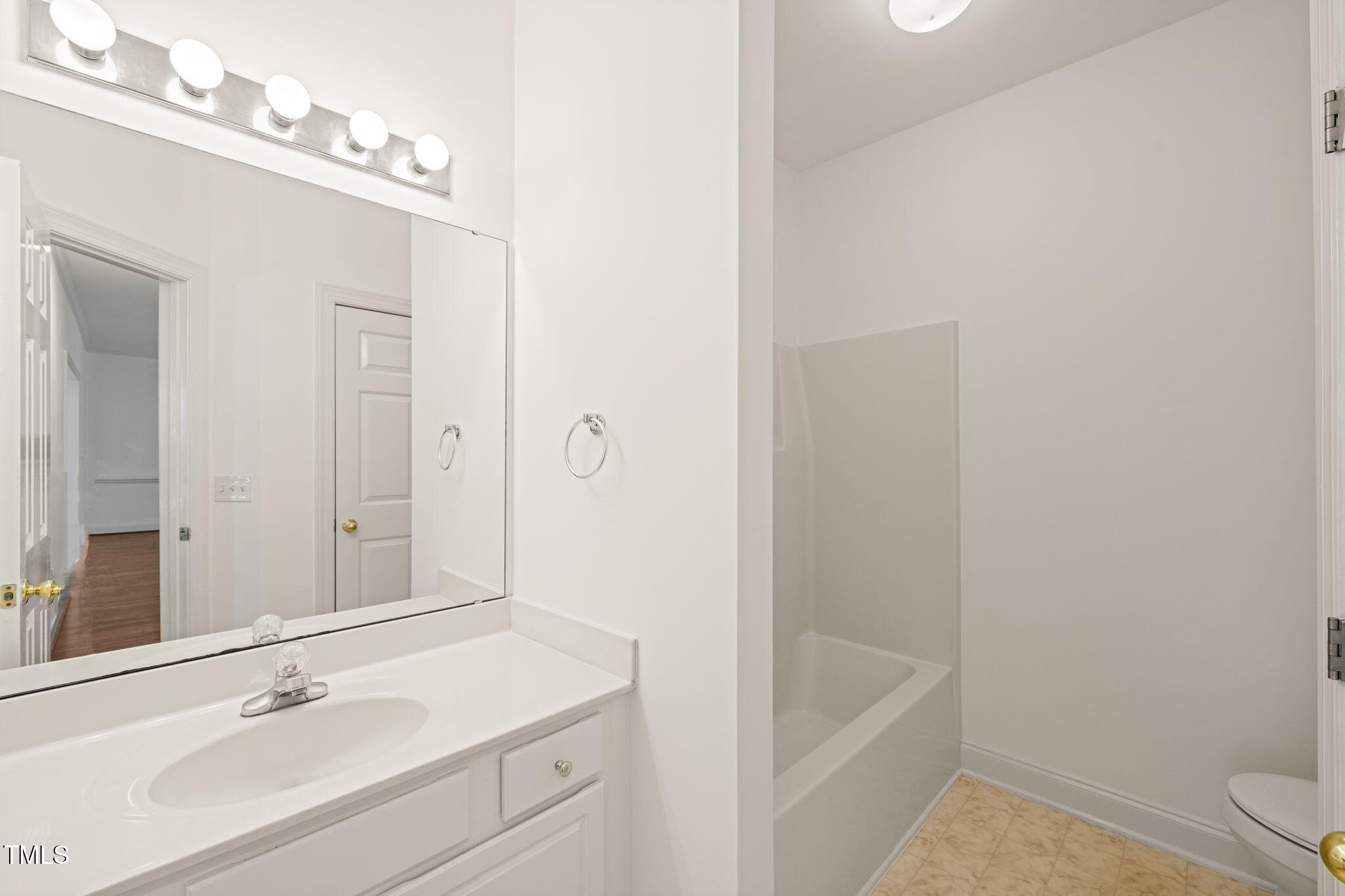 2840 Praire View Point Wendell, NC 27591 - Photo 24 of 31 Hall Bathroom