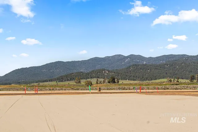 $160,000 | L4-b1 L4-b1 Lazy River Street, Cascade, ID 83611