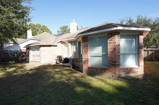$2,100 | 18031 Still Springs Court, Humble, TX 77346