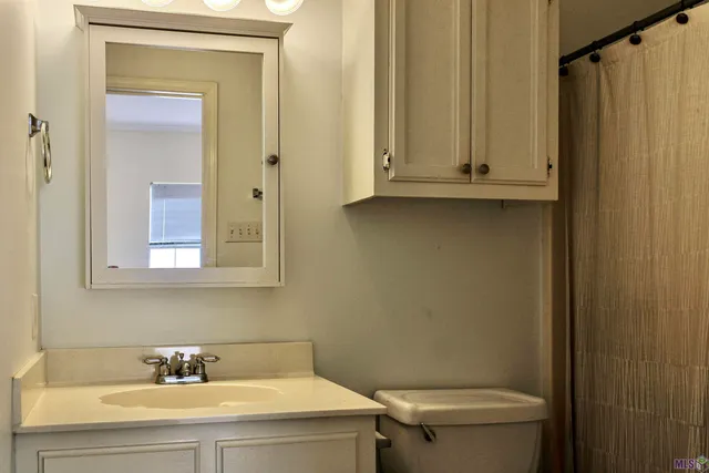 $160,000 | 4154 Jefferson Woods Drive, Baton Rouge, LA 70809