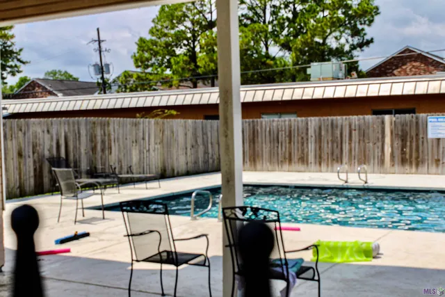 $160,000 | 4154 Jefferson Woods Drive, Baton Rouge, LA 70809