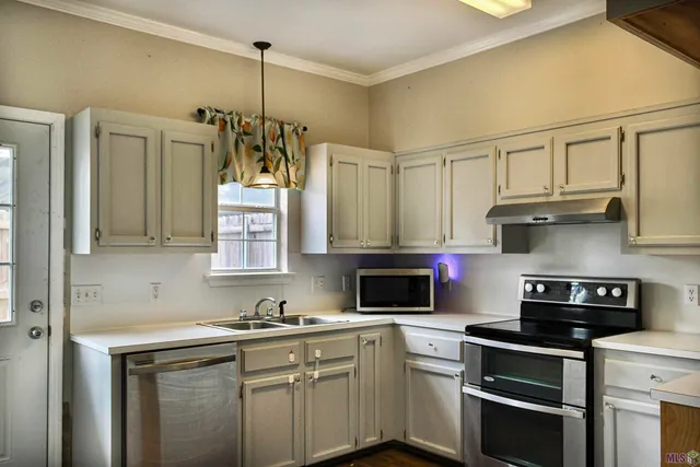 $160,000 | 4154 Jefferson Woods Drive, Baton Rouge, LA 70809