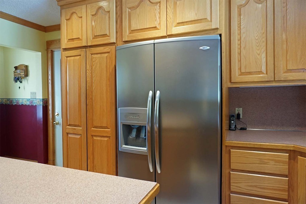 362 Montgomery Road Westfield, MA 01085 - Photo 7 of 30 Gallery Image 7