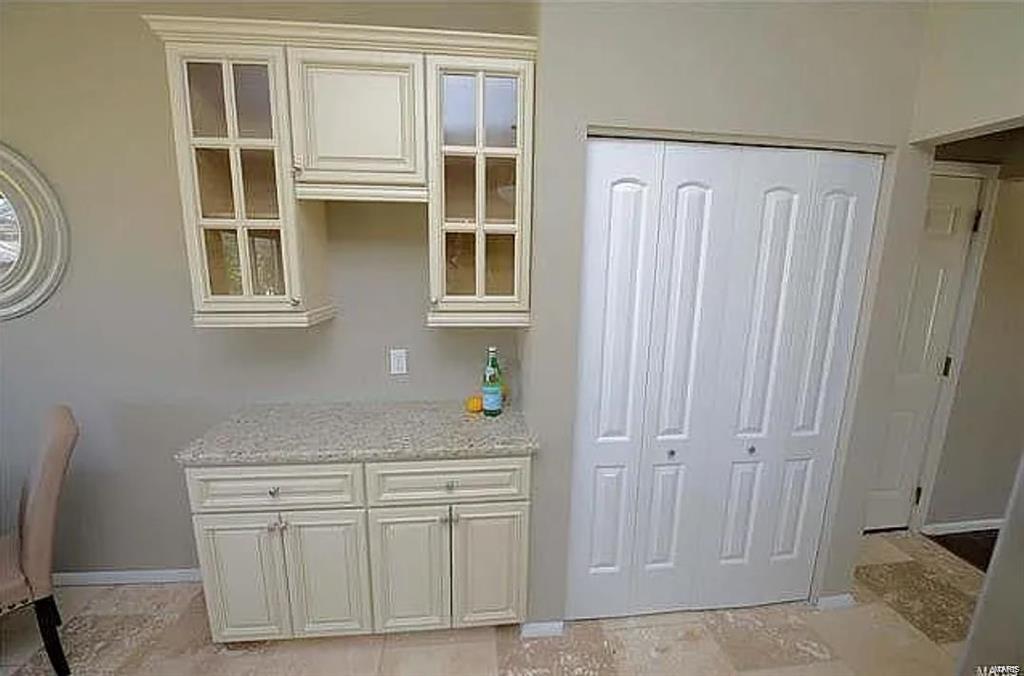 89 Burning Tree Drive Chesterfield, MO 63017 - Photo 12 of 23