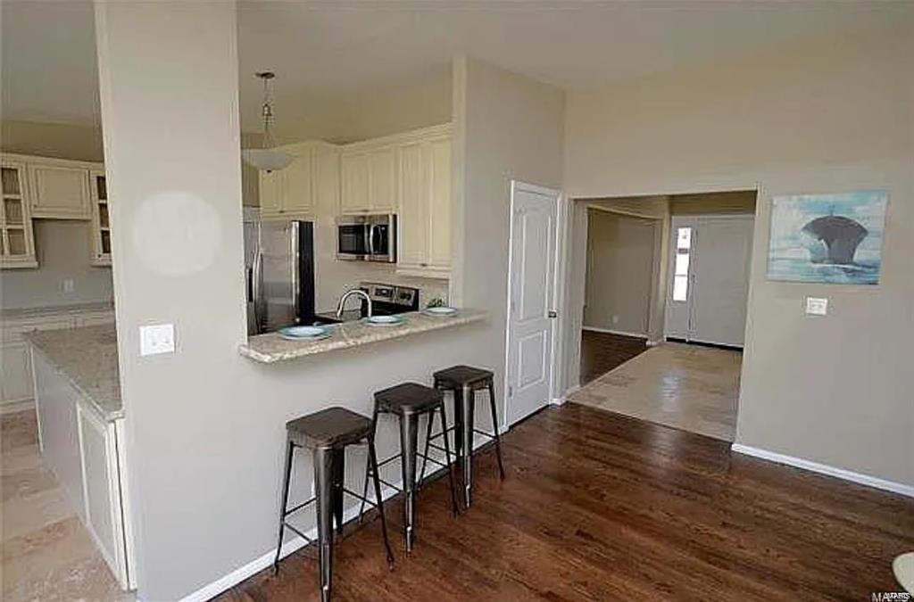 89 Burning Tree Drive Chesterfield, MO 63017 - Photo 13 of 23