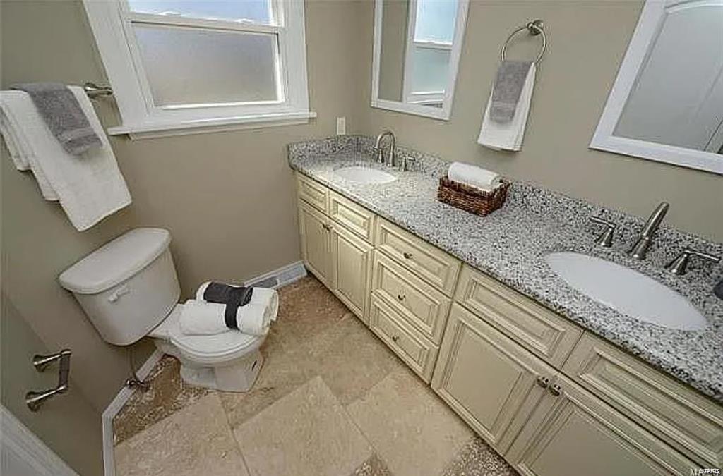 89 Burning Tree Drive Chesterfield, MO 63017 - Photo 16 of 23