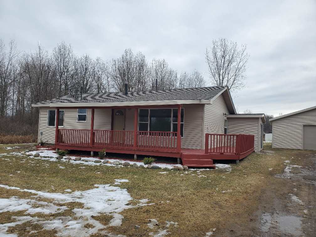 2615 West Gary Road Montrose, MI 48457 - Photo 33 of 38 50004953-36.JPG