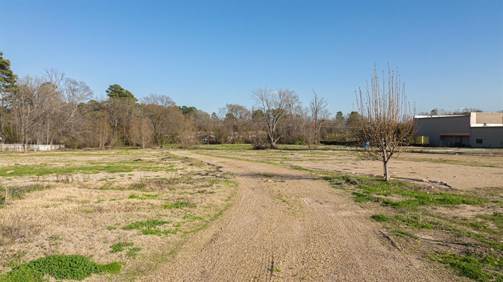2100 Judson Road Longview, TX 75605 - Photo 30 of 35 a view of a backyard