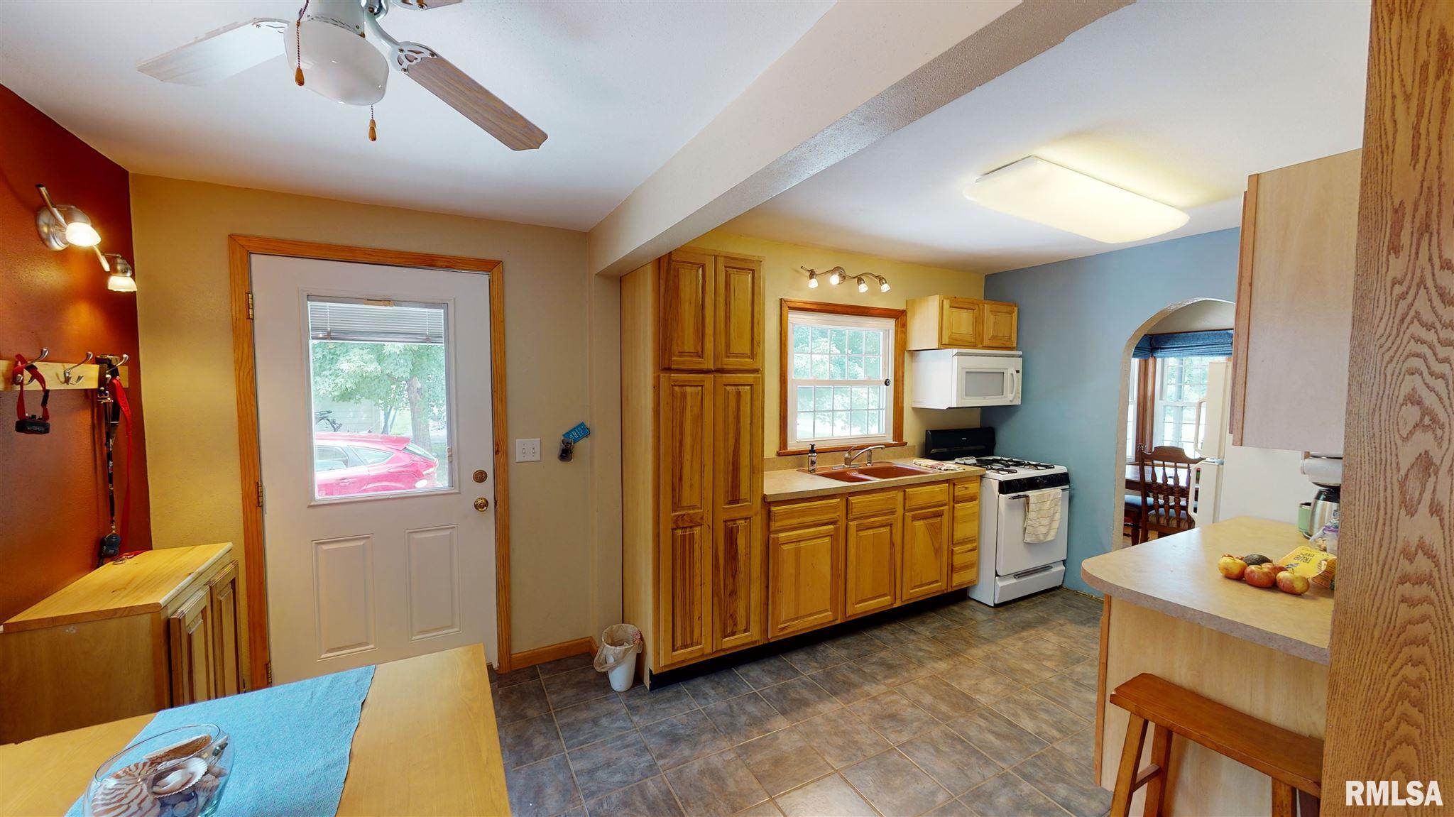 1919 North Kickapoo Creek Road Peoria, IL 61604 - Photo 14 of 46 Gallery Image 14
