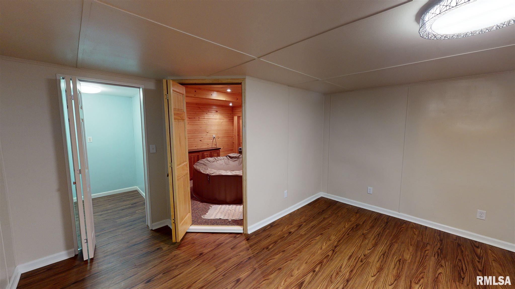 1919 North Kickapoo Creek Road Peoria, IL 61604 - Photo 29 of 46 Gallery Image 29