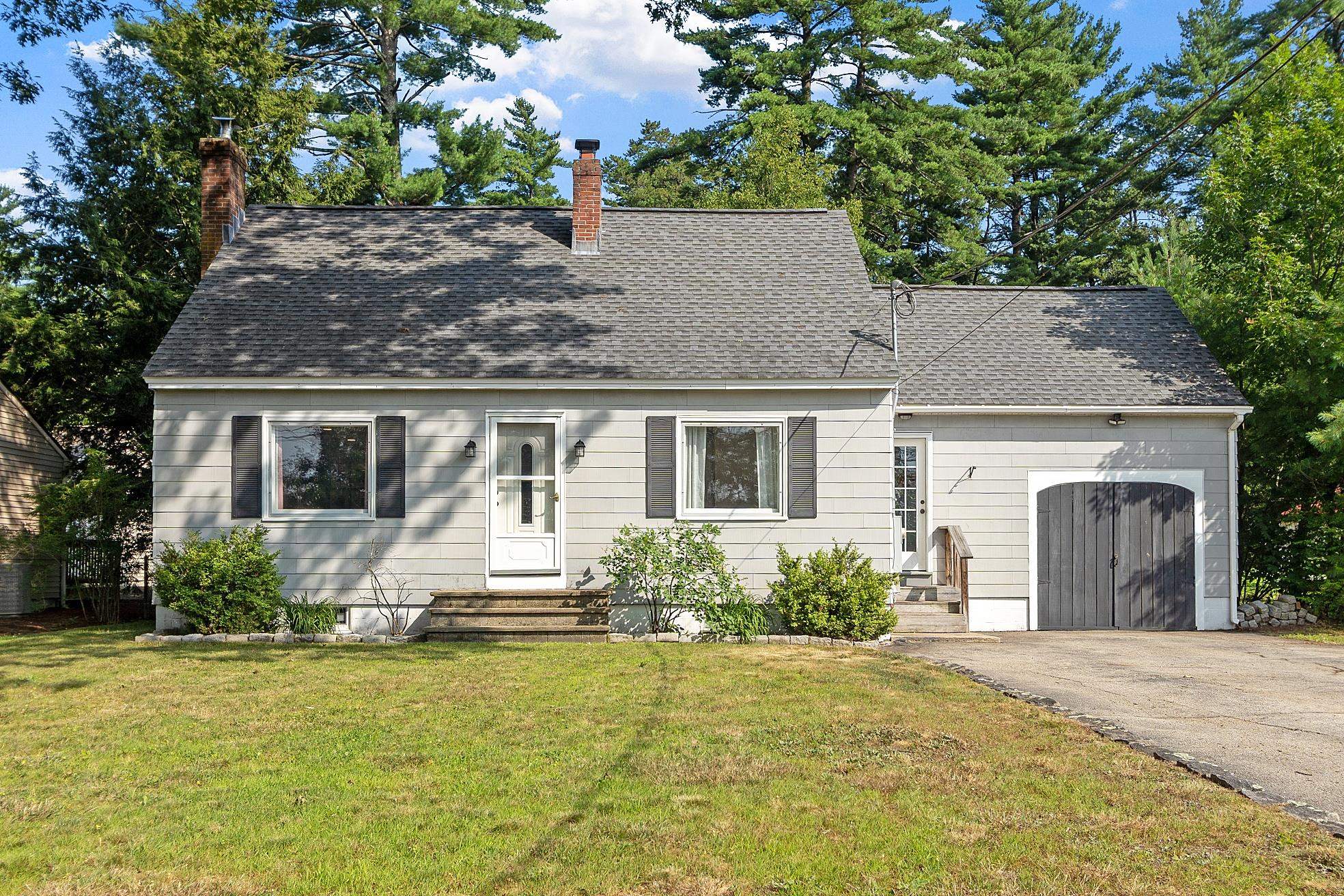 9 Moose Club Park Road Goffstown, NH 03045 - Photo 2 of 38 Gallery Image 2