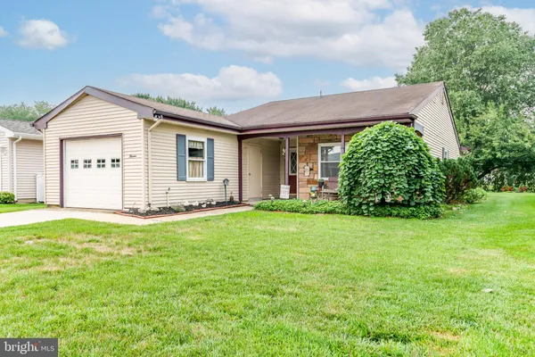 $310,000 | 13 Sheffield Place, Southampton, NJ 08088