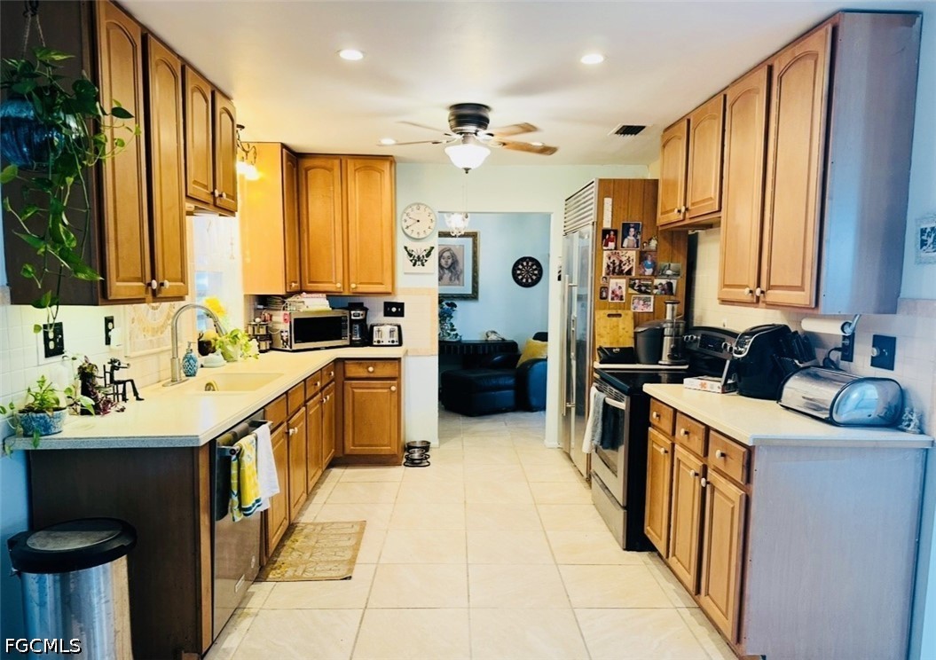 455 Trader Road Fort Denaud, FL 33935 - Photo 9 of 45