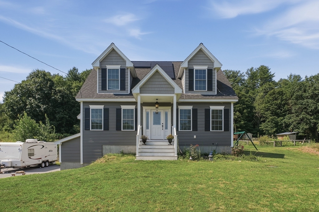 176 Oakham Road Barre, MA 01005 - Photo 2 of 31 Gallery Image 2