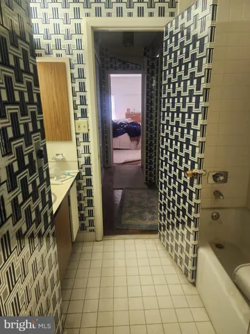 $49,855 | 3601 Clarks Lane, Unit 416, Baltimore, MD 21215