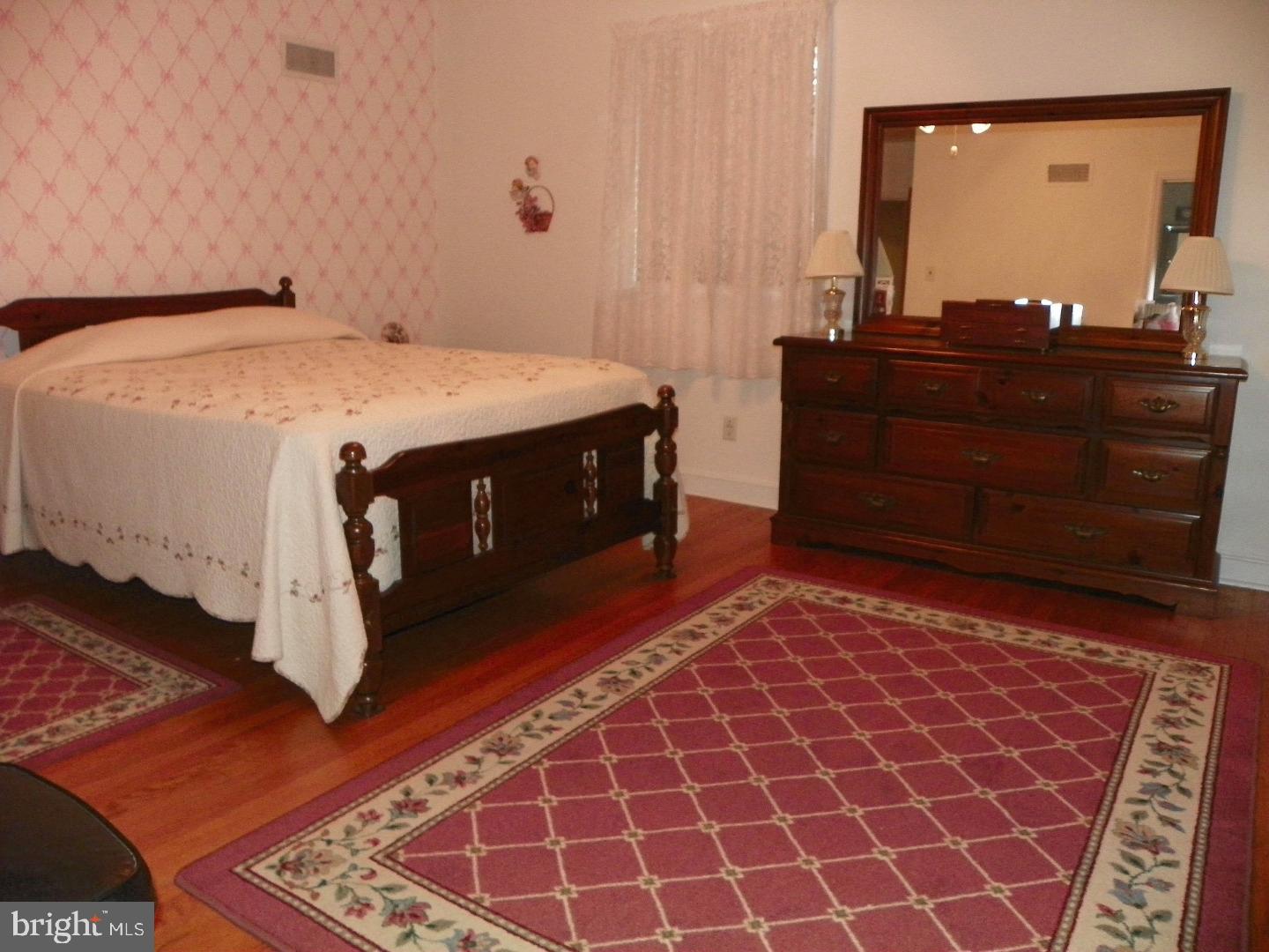4001 Coleridge Road Wilmington, DE 19802 - Photo 14 of 16 Master Bedroom