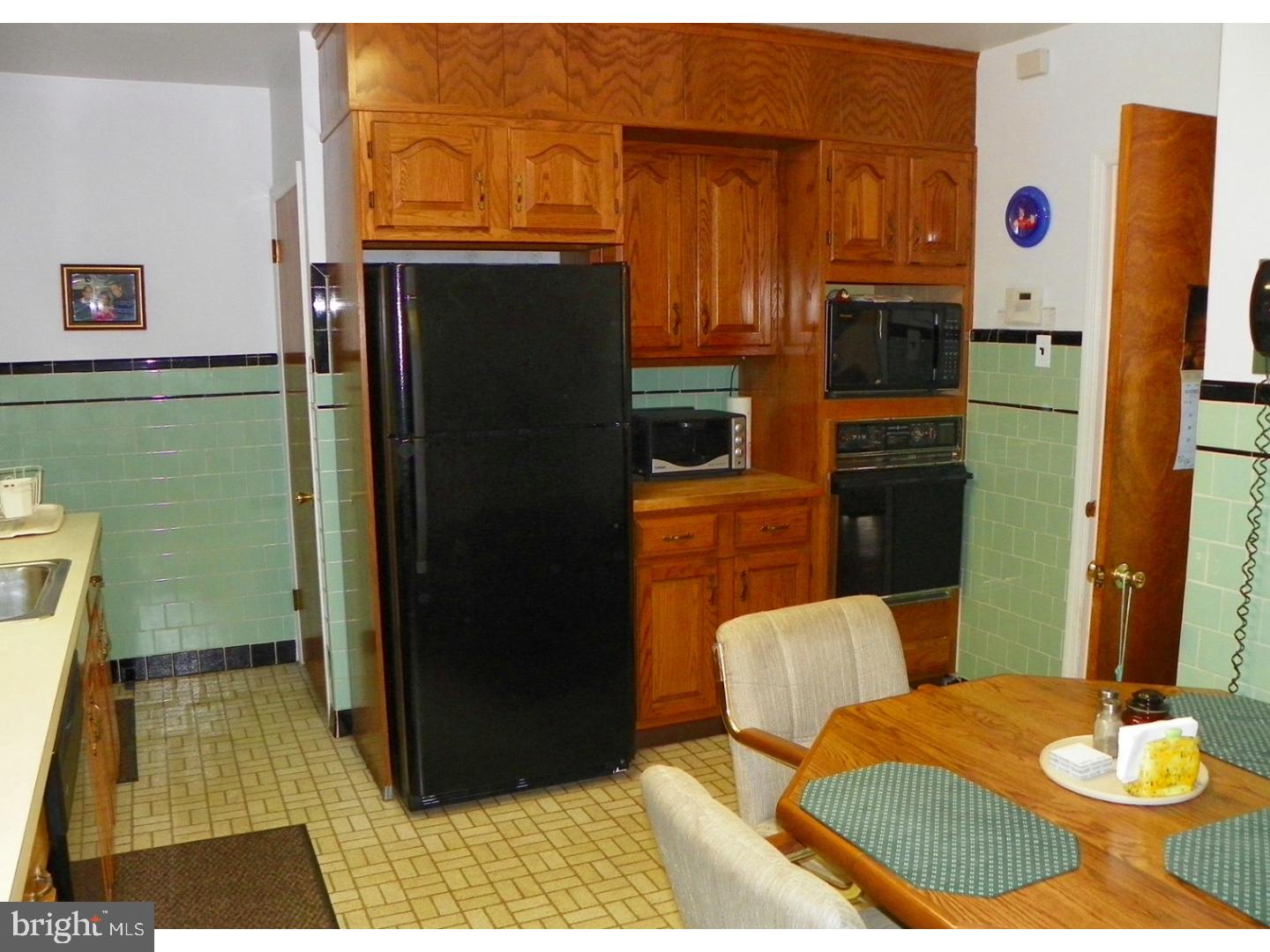 4001 Coleridge Road Wilmington, DE 19802 - Photo 4 of 16 Kitchen