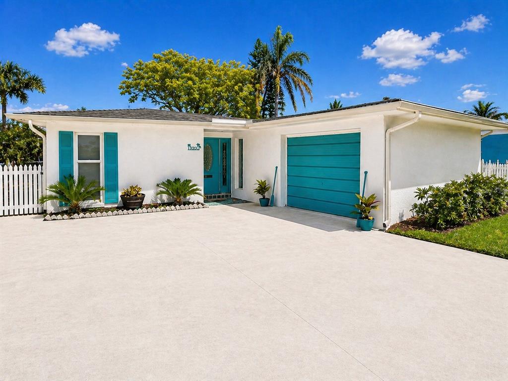 4920 Pelican Drive New Port Richey, FL 34652 - Photo 1 of 63