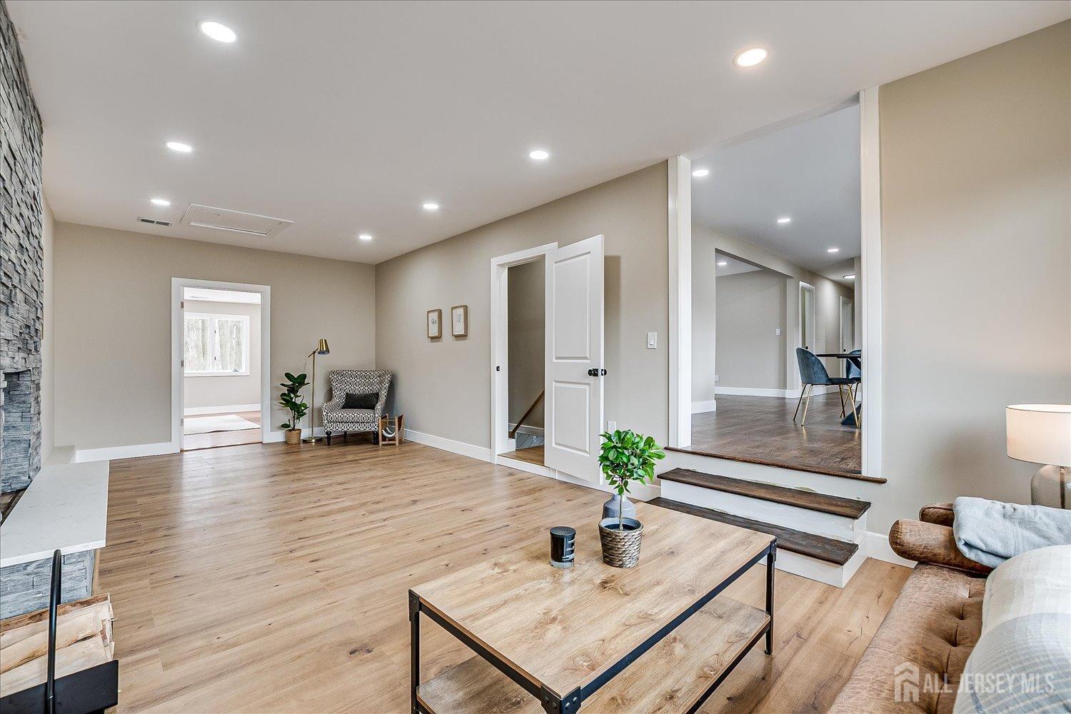 13 Brookside Road Edison, NJ 08817 - Photo 20 of 56