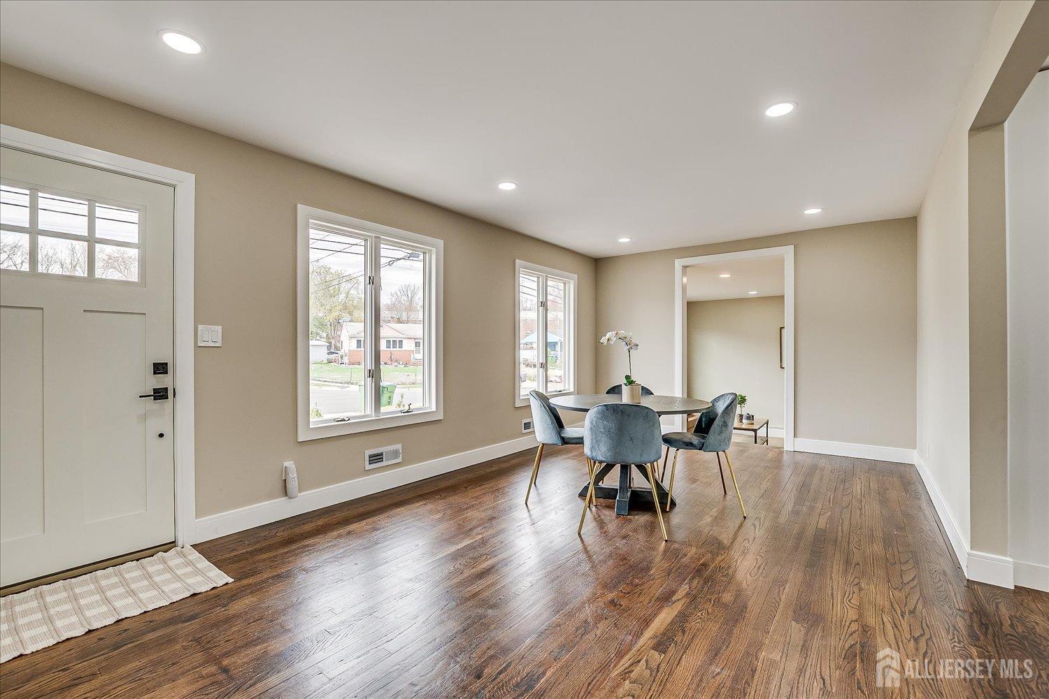 13 Brookside Road Edison, NJ 08817 - Photo 6 of 56