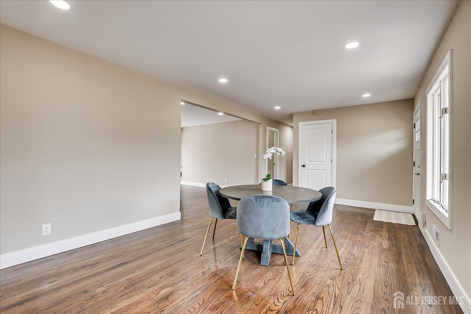 13 Brookside Road Edison, NJ 08817 - Photo 8 of 56