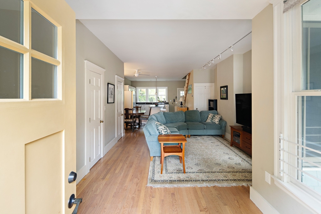 38 Newbern Street Boston, MA 02130 - Photo 3 of 24 Gallery Image 3