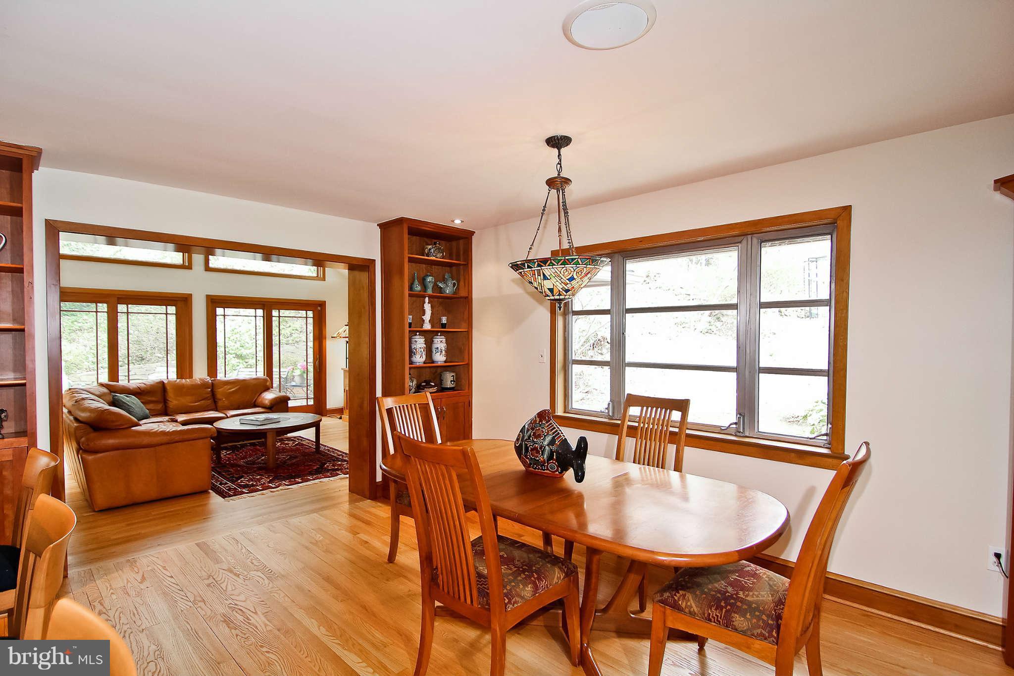 9404 Pin Oak Drive Silver Spring, MD 20910 - Photo 4 of 30 Dining Room