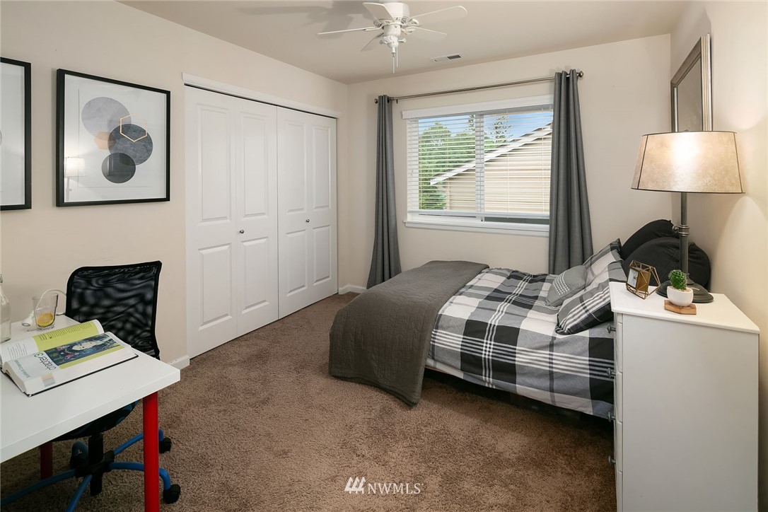 13858 163rd Place Southeast Renton, WA 98059 - Photo 15 of 21 Gallery Image 15