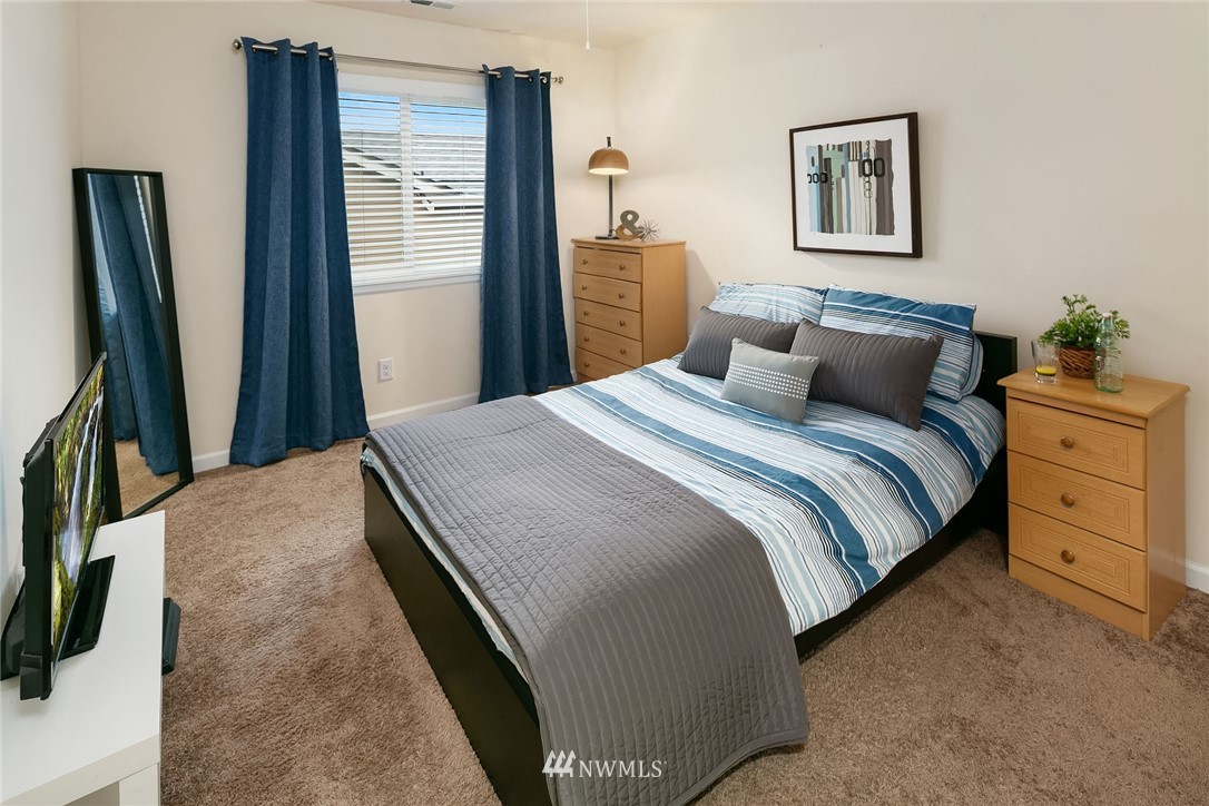 13858 163rd Place Southeast Renton, WA 98059 - Photo 16 of 21 Gallery Image 16