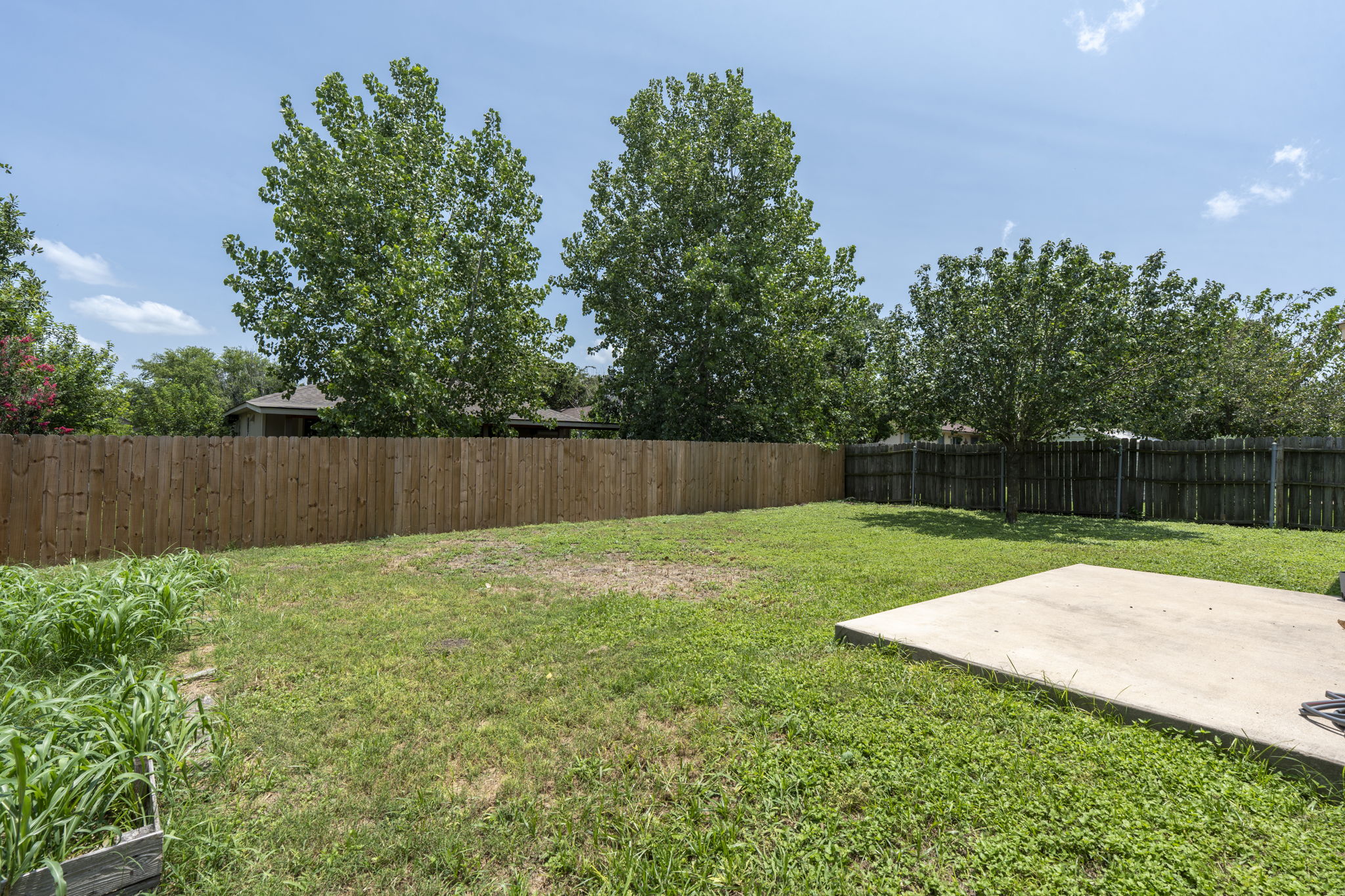 136 Atlantis Kyle, TX 78640 - Photo 4 of 25 Gallery Image 4