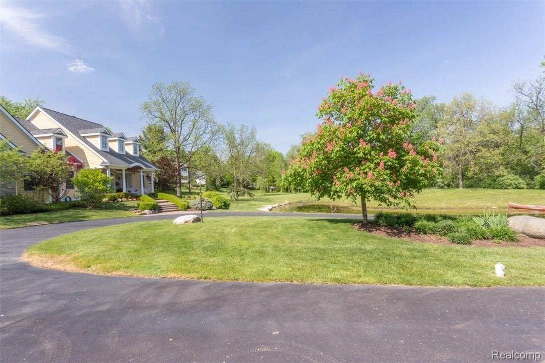 63 Waldon Road Clarkston, MI 48346 - Photo 77 of 83 front_4.jpg
