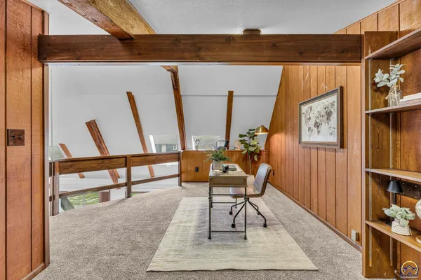 $269,000 | 3325 Northwest Pipkin Road, Topeka, KS 66618
